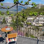 Affittacamere Belaj's House Gjirokastër
