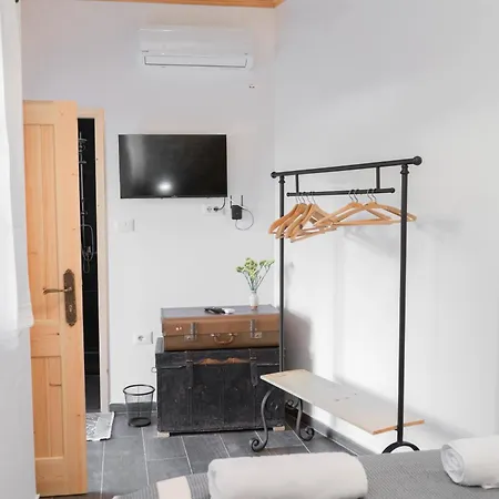 Belaj's House Penzion Gjirokastër