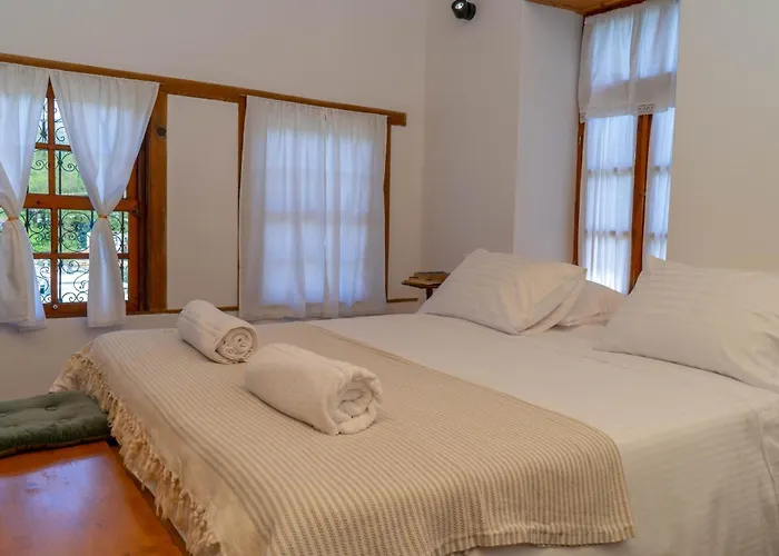 Belaj's House 4* Gjirokastër