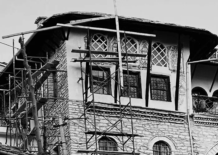 Belaj's House 4* Gjirokastër